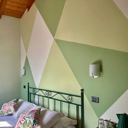 Dependance Pesce d'Oro Hotel Verbania Bagian luar foto