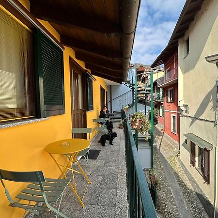 Dependance Pesce d'Oro Hotel Verbania Bagian luar foto