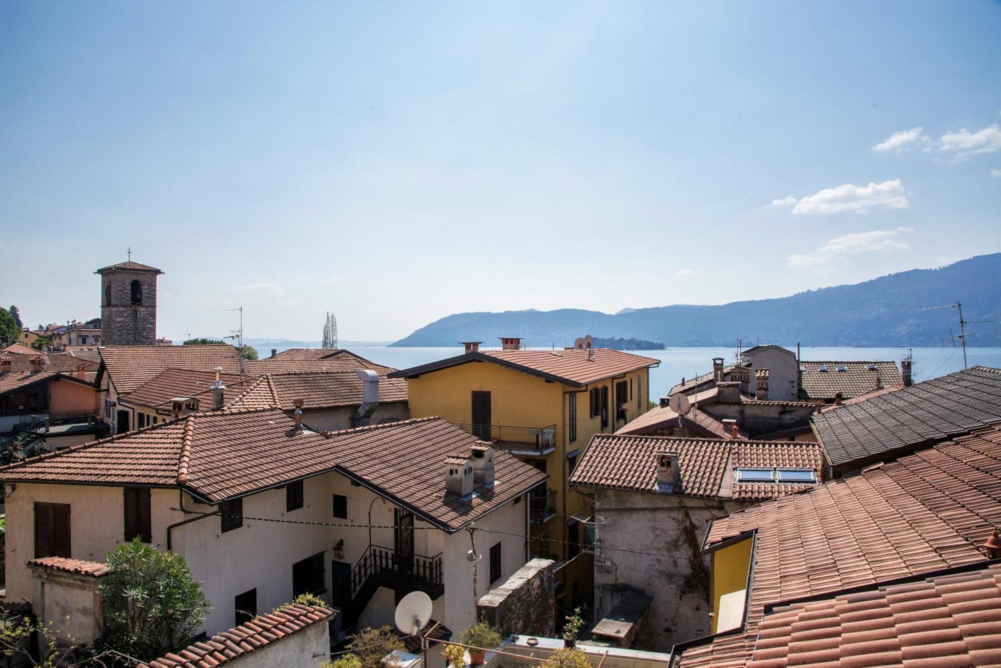 Dependance Pesce d'Oro Hotel Verbania Bagian luar foto