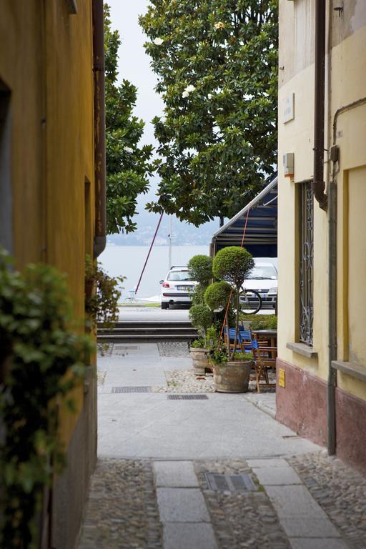 Dependance Pesce d'Oro Hotel Verbania Bagian luar foto